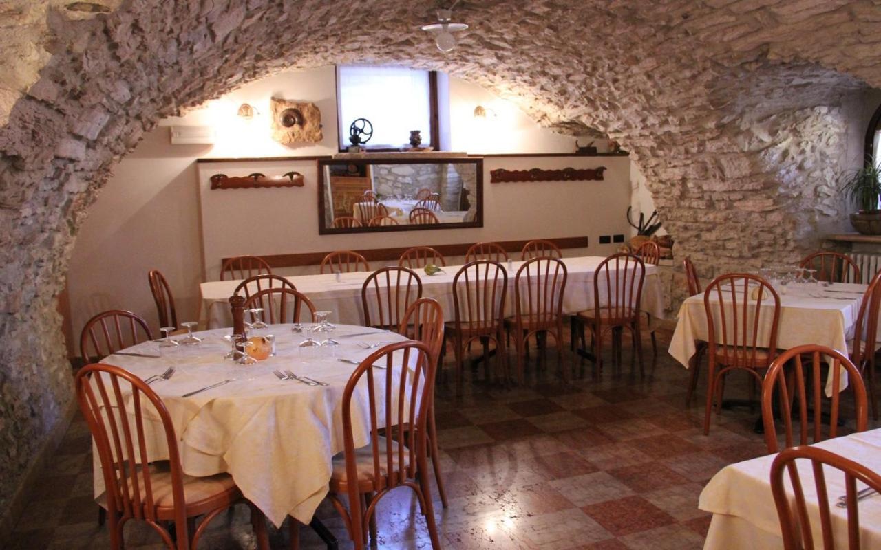 Albergo Speranza Spiazzi Di Monte Baldo Spiazzi Di Caprino Buitenkant foto