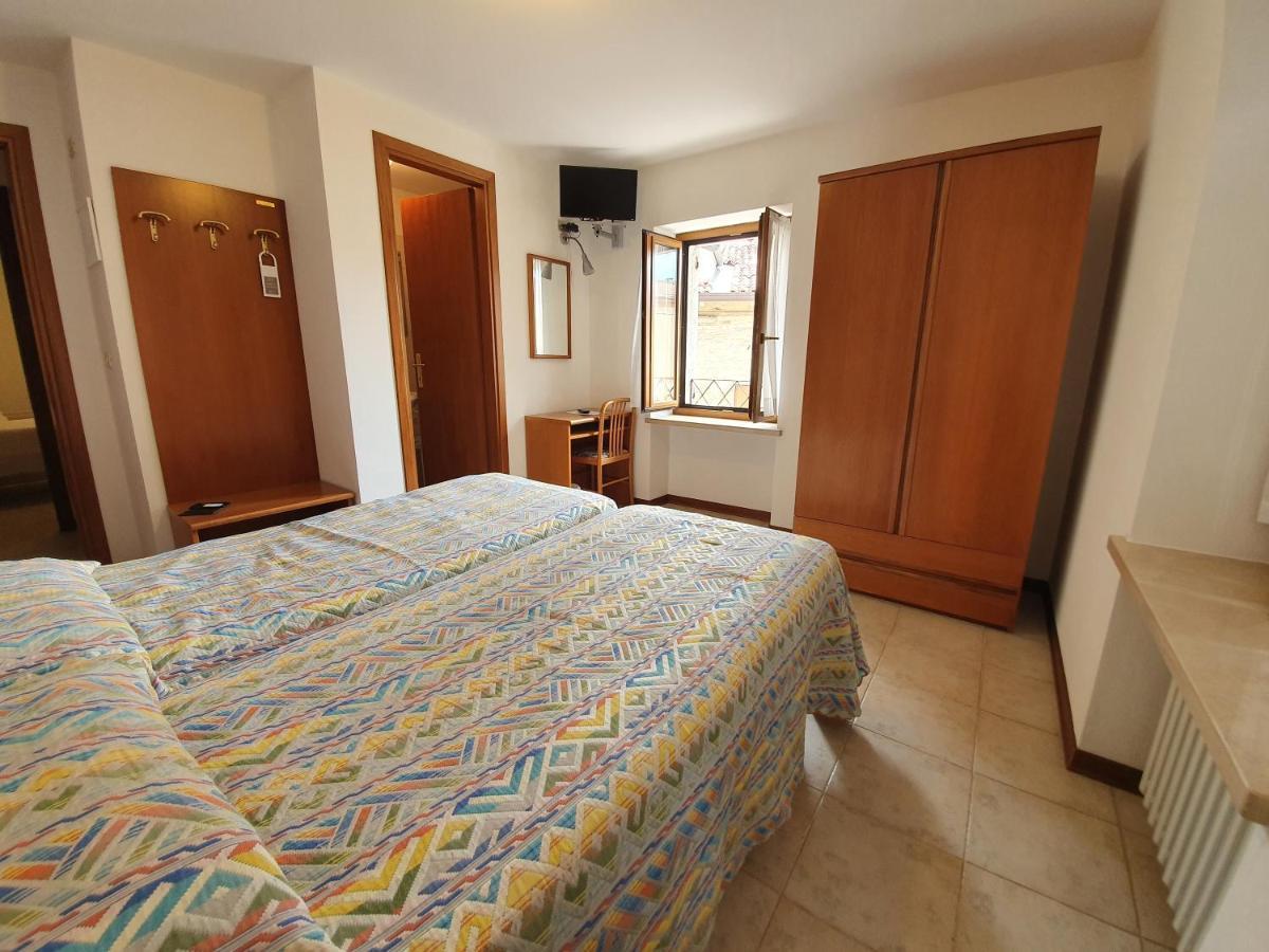 Albergo Speranza Spiazzi Di Monte Baldo Spiazzi Di Caprino Buitenkant foto