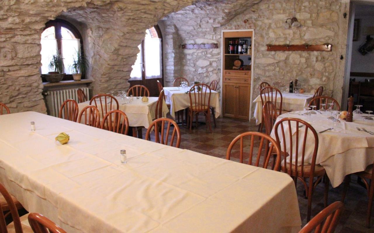 Albergo Speranza Spiazzi Di Monte Baldo Spiazzi Di Caprino Buitenkant foto